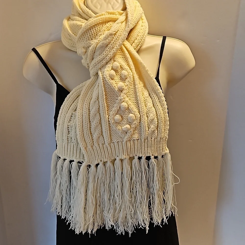 Handmade Chunky Knit Scarf Cream Fringe Winter Cable Knitted Upcycled Yarn 60